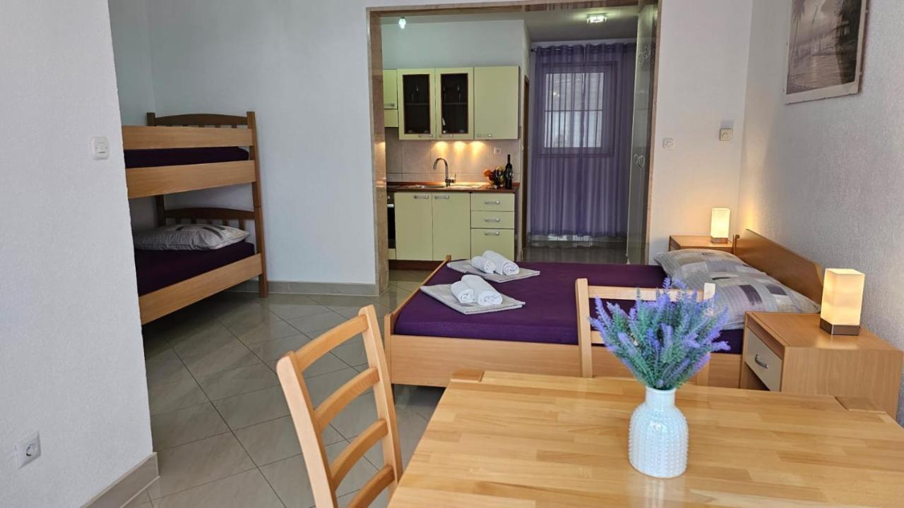 Apartmani Barnjak Трогир Экстерьер фото
