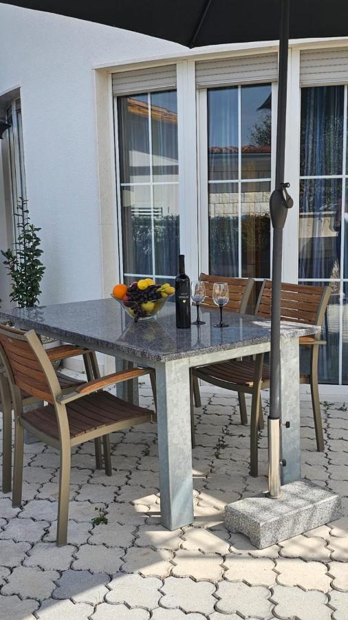 Apartmani Barnjak Трогир Экстерьер фото