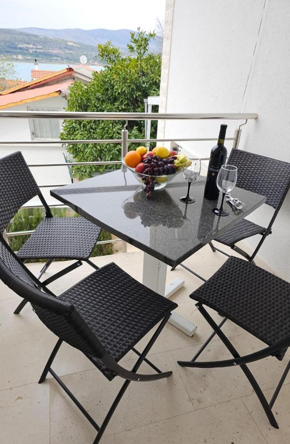 Apartmani Barnjak Трогир Экстерьер фото