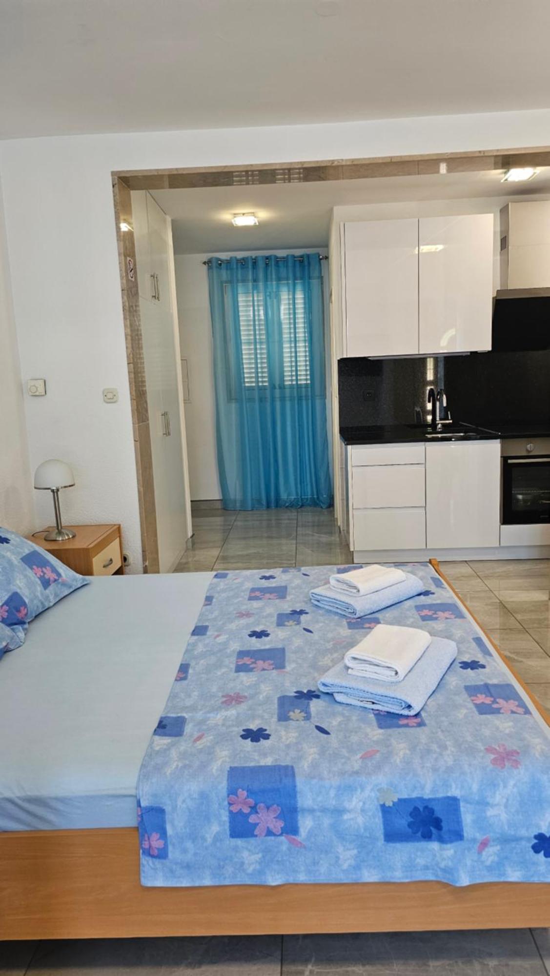 Apartmani Barnjak Трогир Экстерьер фото
