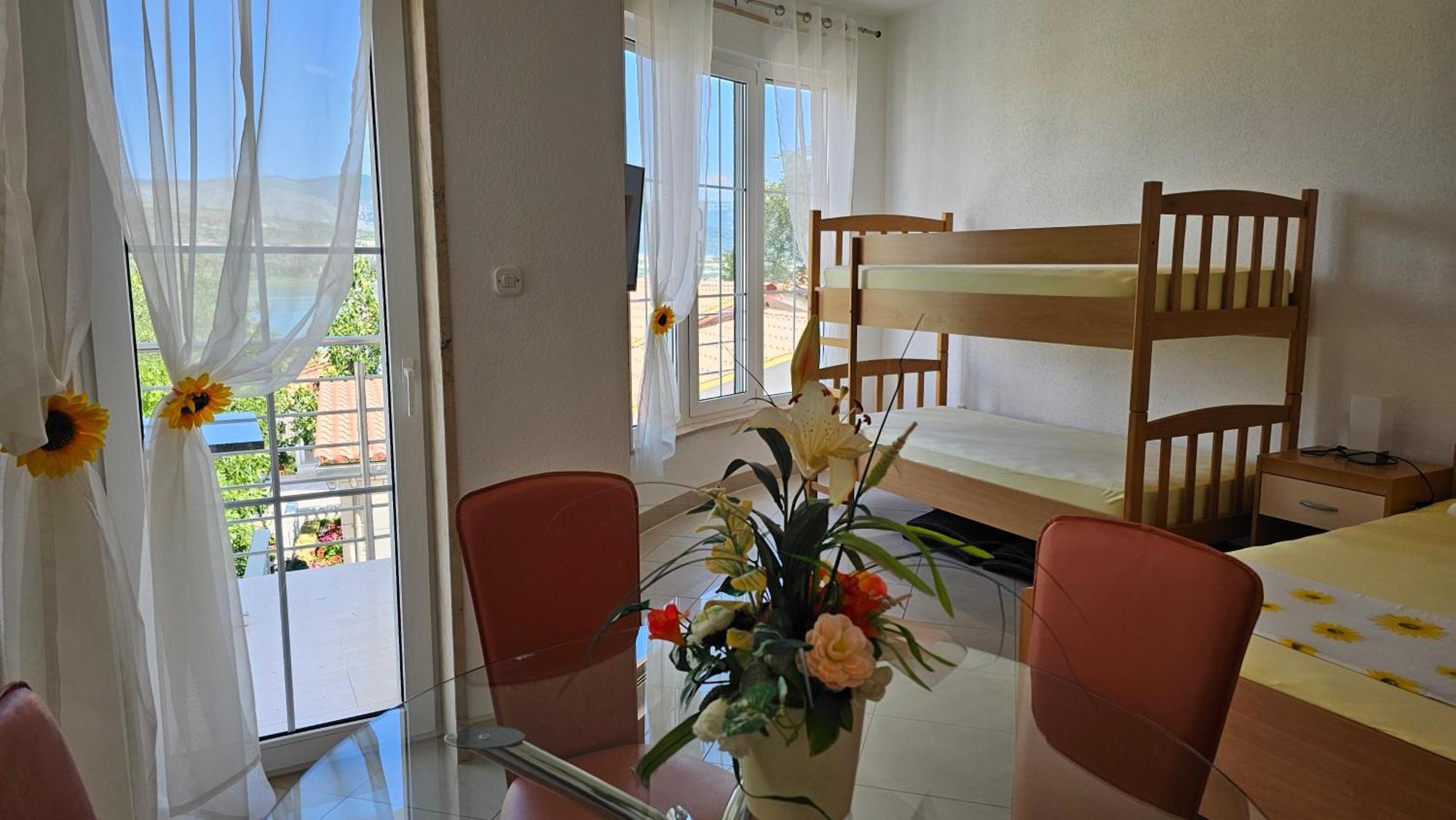 Apartmani Barnjak Трогир Экстерьер фото